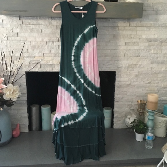 White Mark Dresses & Skirts - WHITE MARK TIE DYED MAXI DRESS SIZE XL